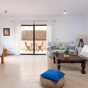 https://home2book-sea-front-duplex-el-mdano.tenerifehoteles.net